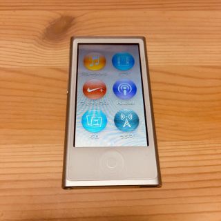 アップル(Apple)のiPod nano MKN22J [16GB シルバー](ポータブルプレーヤー)