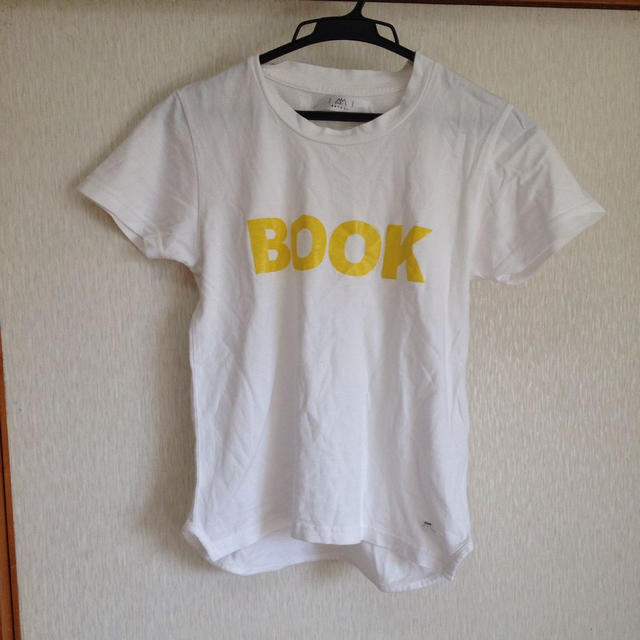 I am I(アイアムアイ)のiami BOOKティシャツ レディースのトップス(Tシャツ(半袖/袖なし))の商品写真