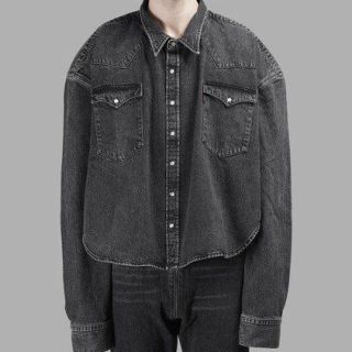 バレンシアガ(Balenciaga)のVETEMENTS X Levi's oversized denim shirt(シャツ)