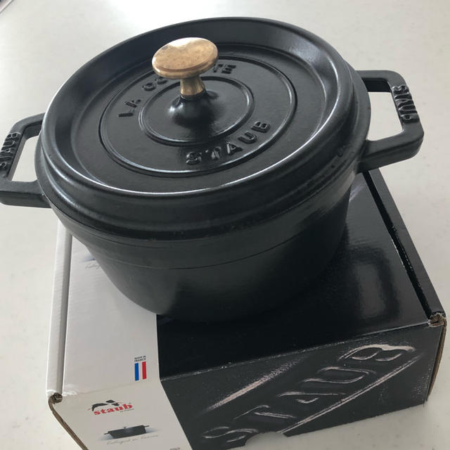 STAUB(ストウブ)のストウブ staub  鍋 20 インテリア/住まい/日用品のキッチン/食器(調理道具/製菓道具)の商品写真