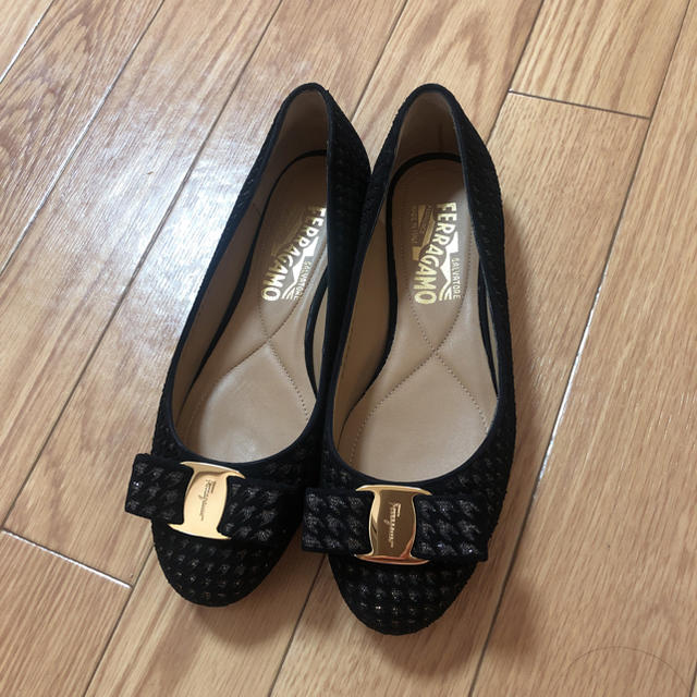 Salvatore Ferragamo(サルヴァトーレフェラガモ)のフェラガモ バリナ 美品 レディースの靴/シューズ(バレエシューズ)の商品写真