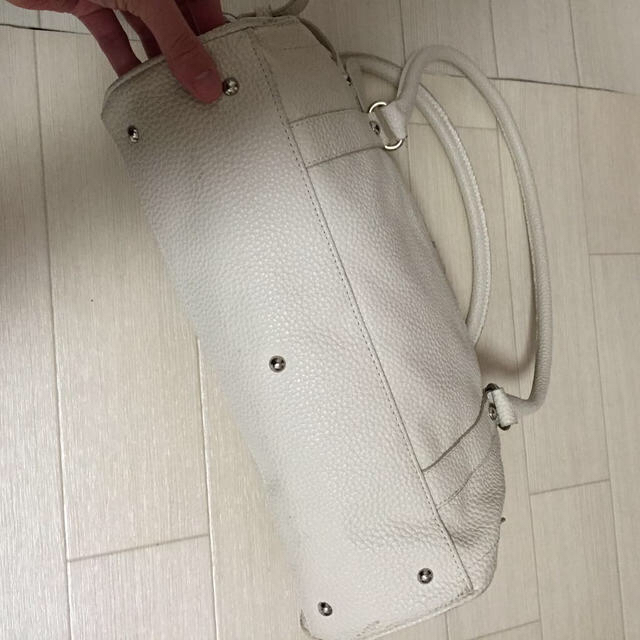 4℃(ヨンドシー)のハンドバック♡4℃  売却済み レディースのバッグ(ハンドバッグ)の商品写真