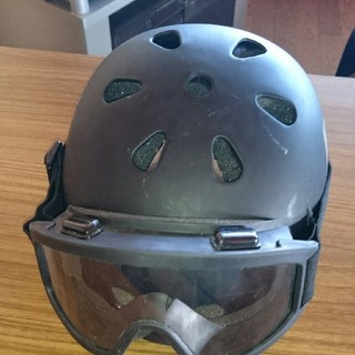 映画BR2衣装  ヘルメット(ゴーグル付き)(戦闘服)