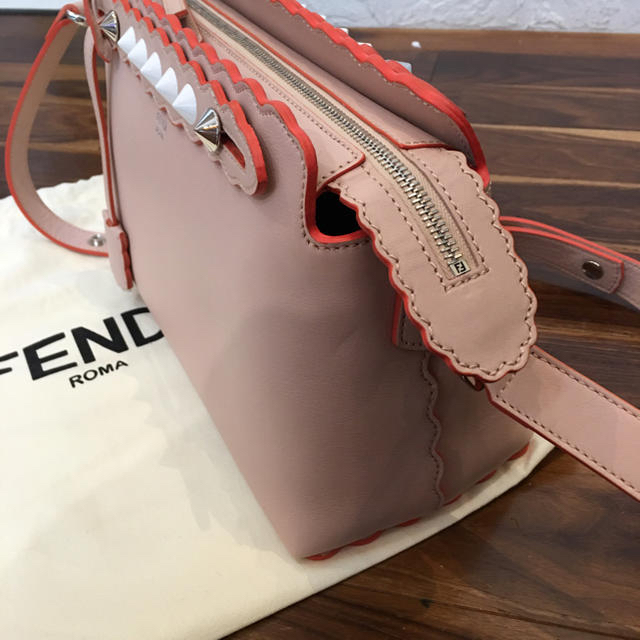 FENDI(フェンディ)の【未使用品】FENDI フェンディ バイザウェイ レディースのバッグ(ショルダーバッグ)の商品写真