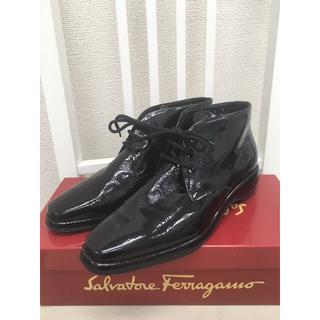 サルヴァトーレフェラガモ(Salvatore Ferragamo)のFerragamo フェラガモ レディース ショート ブーツ イタリー製 美品(ブーツ)