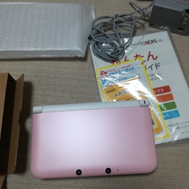 ニンテンドー3DS(ニンテンドー3DS)のニンテンドー3DS LL ピンク×ホワイト　美品　本体 エンタメ/ホビーのゲームソフト/ゲーム機本体(携帯用ゲーム機本体)の商品写真