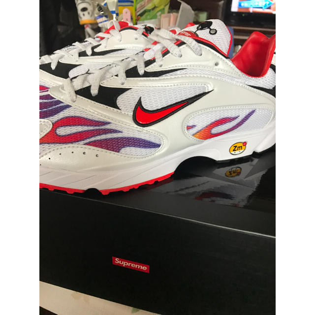 NIKE supreme AIR STREAK SPECTRUM PLUS