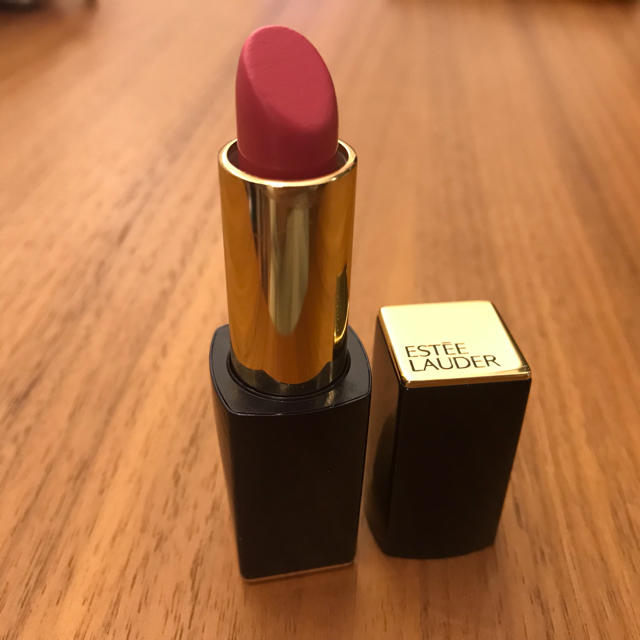 ほぼ未使用♡ESTEE LAUDER エスティローダー 口紅 06