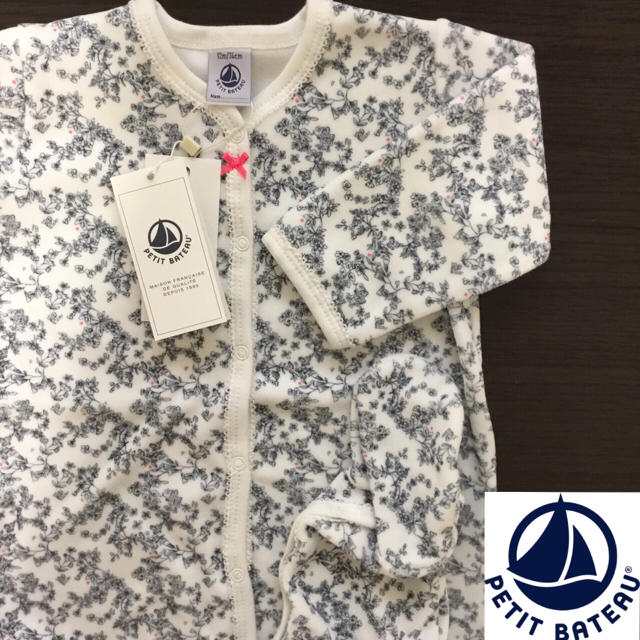 PETIT BATEAU(プチバトー)の【わち様専用】12m キッズ/ベビー/マタニティのベビー服(~85cm)(ロンパース)の商品写真