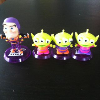 バズ、リトルグリーンメンフィギュア(ぬいぐるみ)