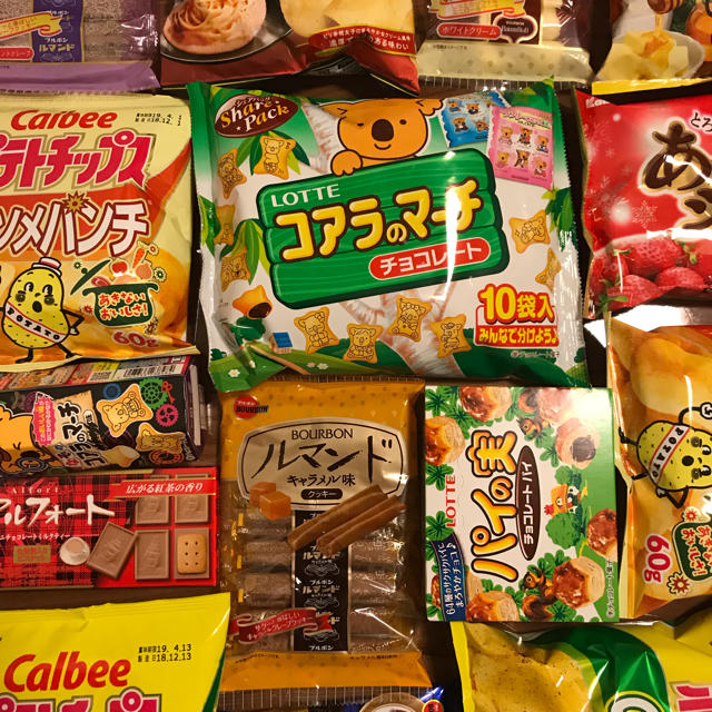 お菓子詰め合わせ 食品/飲料/酒の食品(菓子/デザート)の商品写真