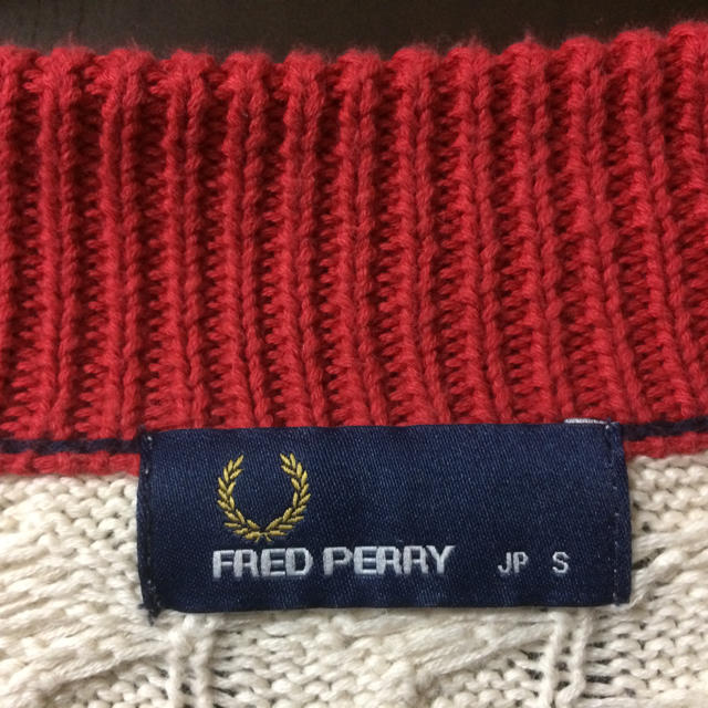 FRED PERRY(フレッドペリー)のFRED PERRY フレッドペリー セーター チルデン  ニット Sサイズ メンズのトップス(ニット/セーター)の商品写真