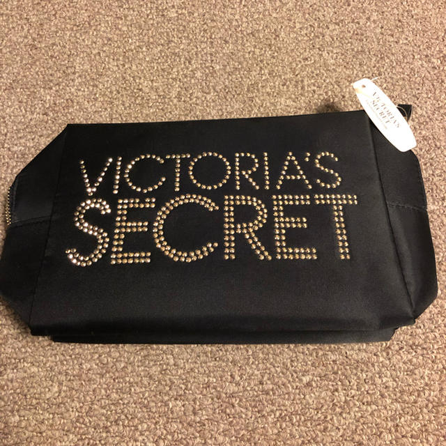 Victoria's Secret(ヴィクトリアズシークレット)の新品未使用！ブラック×レオパード柄 ポーチ レディースのファッション小物(ポーチ)の商品写真