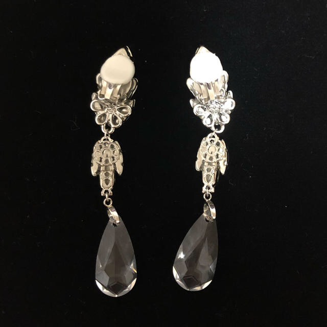 Vera Wang(ヴェラウォン)のブライダルイヤリング belmale レディースのアクセサリー(イヤリング)の商品写真