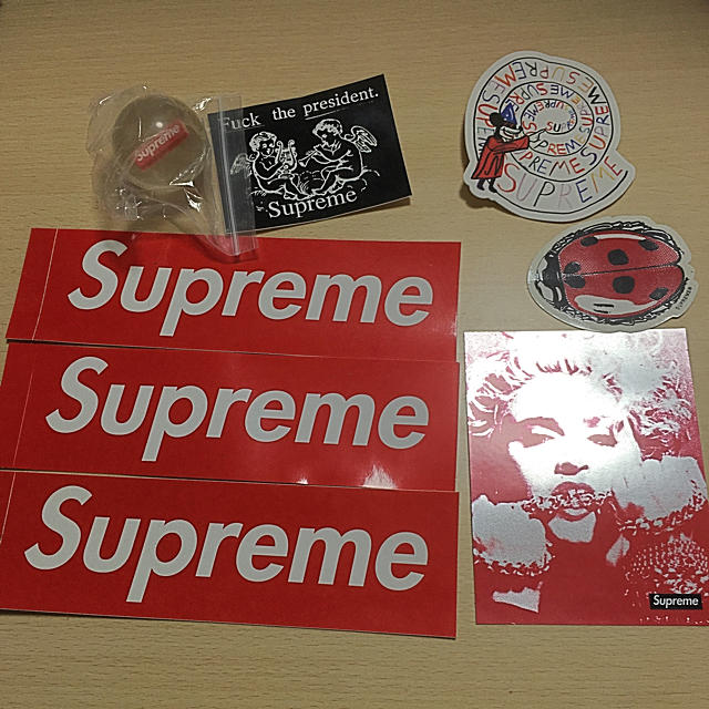 Supreme(シュプリーム)のsupreme ステッカー セット ハンドメイドの文具/ステーショナリー(しおり/ステッカー)の商品写真