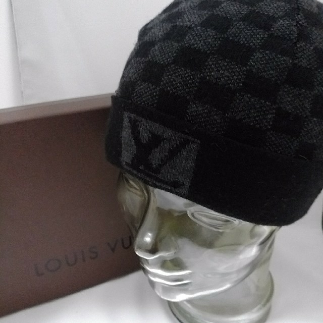 LOUIS VUITTON(ルイヴィトン)のmm様専用LOUIS VUITTON　ニットキャップ　メンズサイズ メンズの帽子(ニット帽/ビーニー)の商品写真