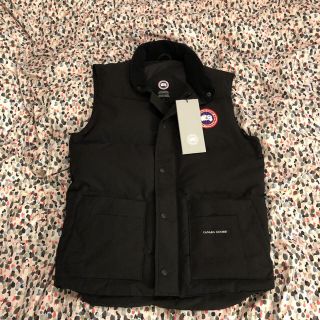 カナダグース(CANADA GOOSE)のカナダグース ダウンベスト S 黒 4154M (ダウンベスト)