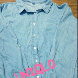 ユニクロ(UNIQLO)のUNIQLOデニムシャツ(シャツ/ブラウス(長袖/七分))