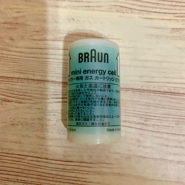 BRAUN(ブラウン)のブラウン コードレス ヘアアイロン コテ BRAUN スマホ/家電/カメラの美容/健康(ヘアアイロン)の商品写真