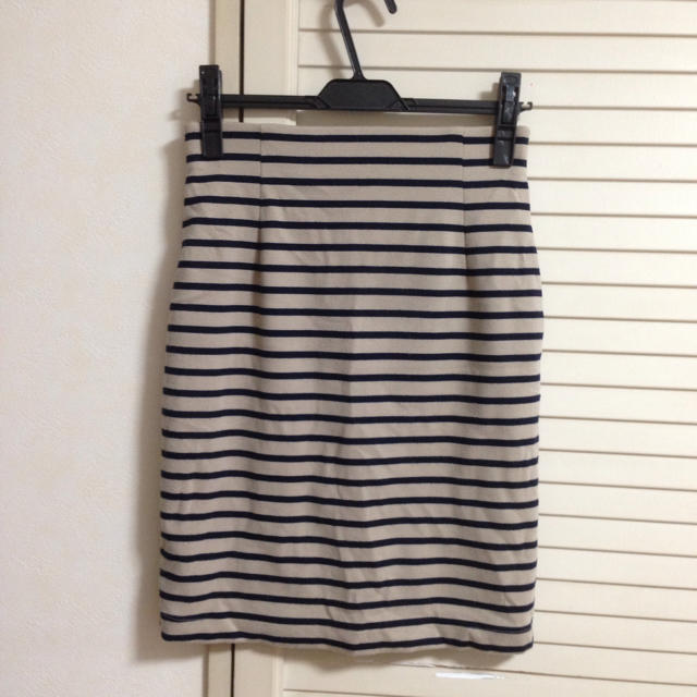 ViS(ヴィス)の【VIS】ボーダースカート レディースのスカート(ひざ丈スカート)の商品写真