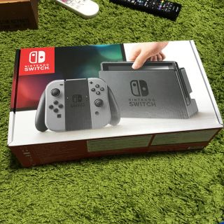 ニンテンドースイッチ(Nintendo Switch)の任天堂Switch 本体(家庭用ゲーム機本体)