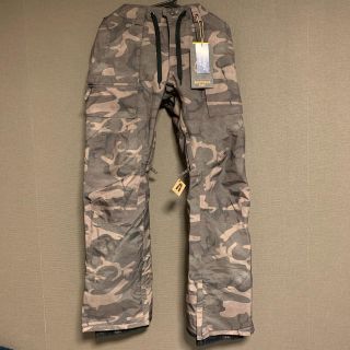 BURTON - Burton(バートン)スノボーウェア カモフラ柄パンツの通販 by