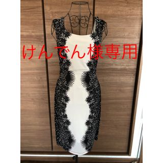 ビーシービージーマックスアズリア(BCBGMAXAZRIA)のmaxandcleo (BCBG MAXAZRIA)ワンピース(ひざ丈ワンピース)