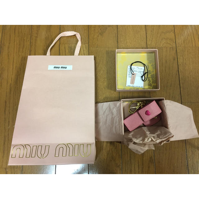 miumiu マドラスラブトリック