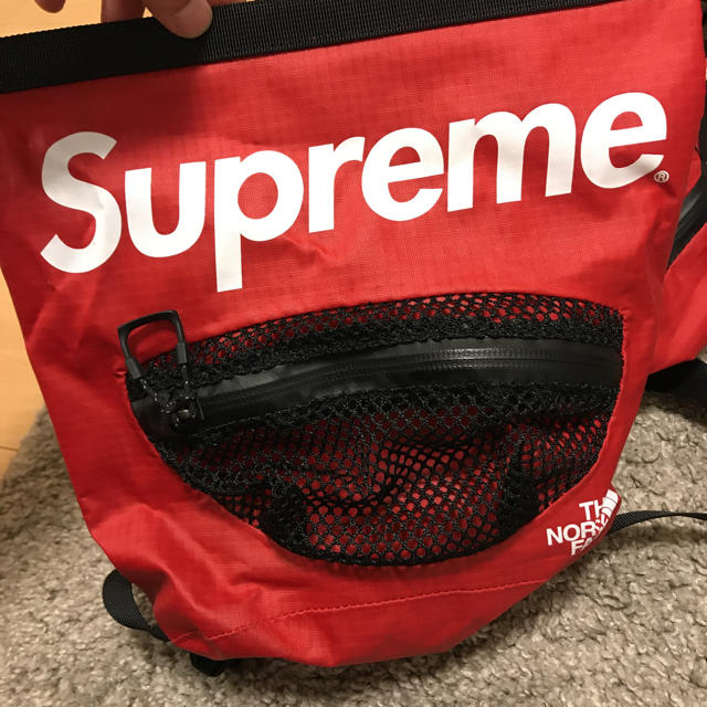 Supreme(シュプリーム)のシュプリーム ノースフェイス ショルダー バック メンズのバッグ(ショルダーバッグ)の商品写真