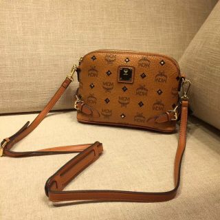 MCM - MCM ショルダーバッグ 人気の通販｜ラクマ