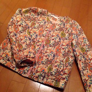 ザラ(ZARA)の♡ZARA 柄ブルゾン♡(ブルゾン)