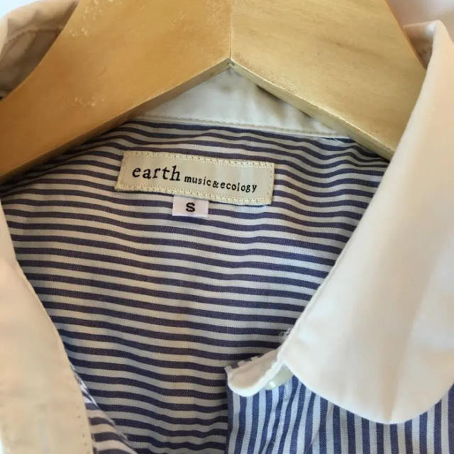 earth music & ecology(アースミュージックアンドエコロジー)のアース ストライプシャツ レディースのトップス(シャツ/ブラウス(長袖/七分))の商品写真