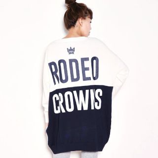 ロデオクラウンズワイドボウル(RODEO CROWNS WIDE BOWL)の完売品✩RODEO CROWNS✩RCWB✩バイカラービッグロゴニットワンピース(ひざ丈ワンピース)