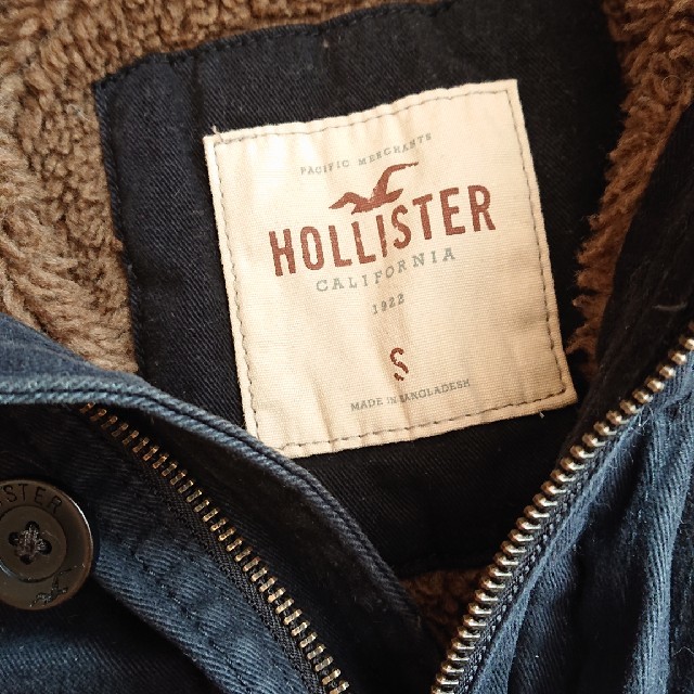 Hollister(ホリスター)の最終値下げ！HOLLISTER メンズS モッズコート 黒 メンズのジャケット/アウター(モッズコート)の商品写真