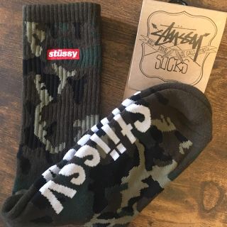 ステューシー(STUSSY)の早い者勝ち♡stussy Aus のボックスロゴ(ソックス)