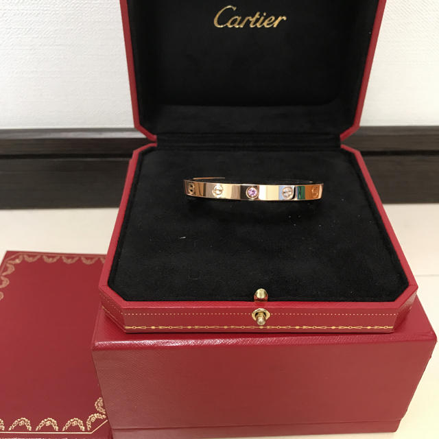 Cartier(カルティエ)のrainbow様専用カルティエ ラブオープンブレス K18PGピンクサファイア レディースのアクセサリー(ブレスレット/バングル)の商品写真