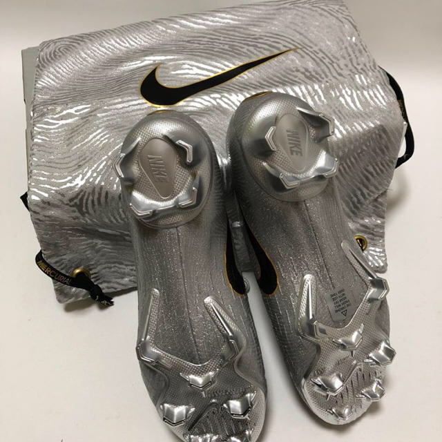 NIKE - マーキュリアル ヴェイパー 12 エリートSE FG ルカ NIKE - マーキュリアル ヴェイパー 12 エリートSE FG ルカ