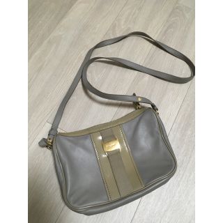 フェラガモ(Ferragamo)のフェラガモ  バッグ(ショルダーバッグ)