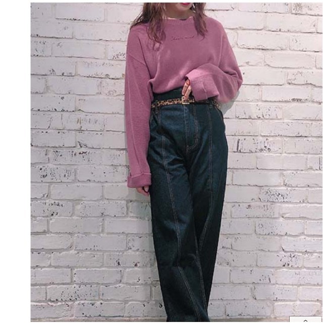 NICE CLAUP(ナイスクラップ)の新品タグ付き💗ナイスクラップ刺繍ロゴニット(ピンク) レディースのトップス(ニット/セーター)の商品写真