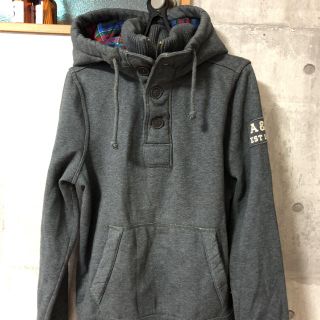 アバクロンビーアンドフィッチ(Abercrombie&Fitch)のアバクロ パーカー(パーカー)