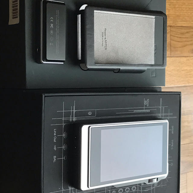 iBasso DX200 AMP8 オマケでケース