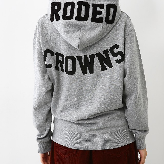 RODEO CROWNS WIDE BOWL(ロデオクラウンズワイドボウル)の今期新作✩RODEO CROWNS✩RCWB✩
RPGビッグパーカー レディースのトップス(パーカー)の商品写真