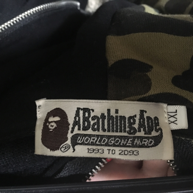 A BATHING APE(アベイシングエイプ)のシャークパーカー メンズのトップス(パーカー)の商品写真