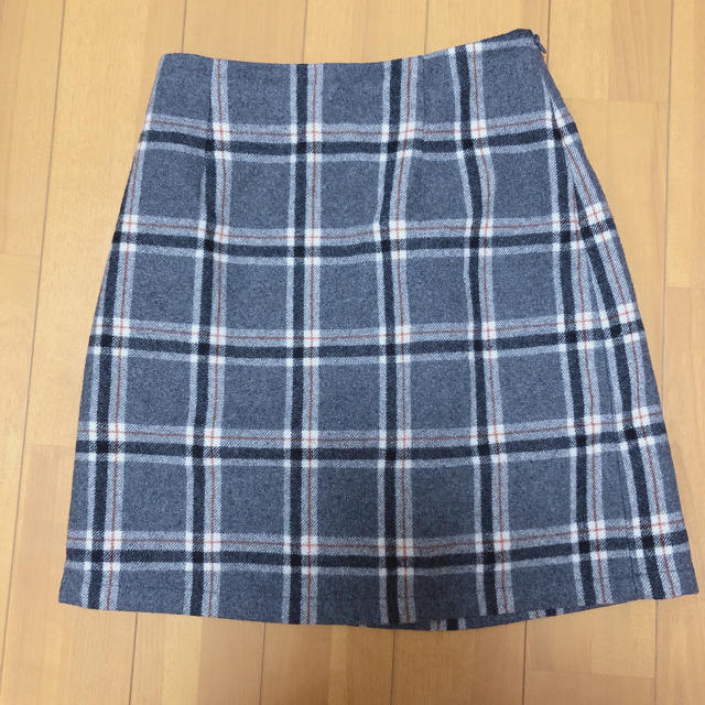archives(アルシーヴ)のチェック ウール 台形 スカート    レディースのスカート(ミニスカート)の商品写真