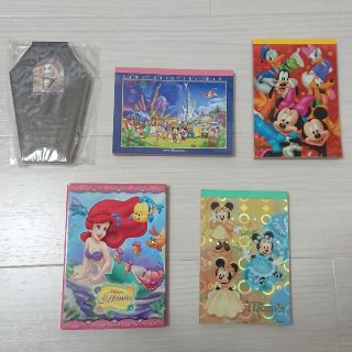 ディズニー(Disney)のディズニー メモ帳 5個セット アリエル ミッキー ミニー ナイトメアー(ノート/メモ帳/ふせん)