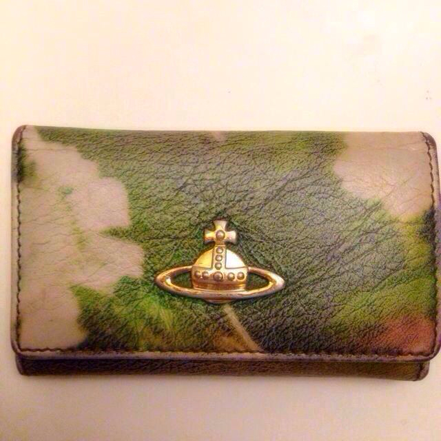 Vivienne Westwood(ヴィヴィアンウエストウッド)のヴィヴィアン キーケース フラワー レディースのファッション小物(財布)の商品写真