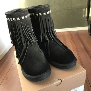 アグ フリンジブーツの通販 36点 | UGGを買うならラクマ