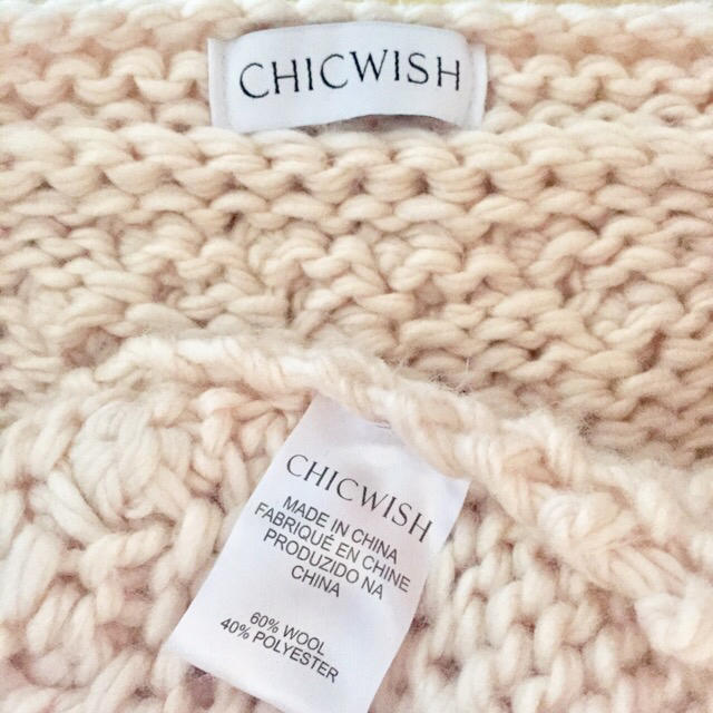 Chicwish(シックウィッシュ)のCHICWISH♡ポンポンハートカーディガン レディースのトップス(カーディガン)の商品写真