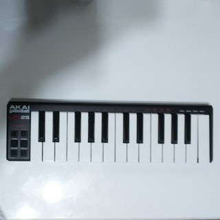 AKAI professional LPK25 midiキーボード(MIDIコントローラー)
