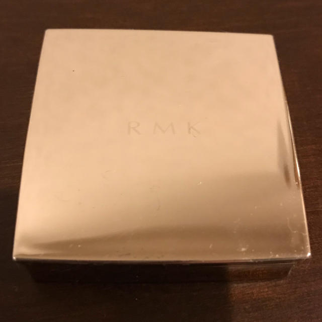 RMK(アールエムケー)のRMKイージニアスパウダーアイズ  シャイニーグリーン コスメ/美容のベースメイク/化粧品(アイシャドウ)の商品写真